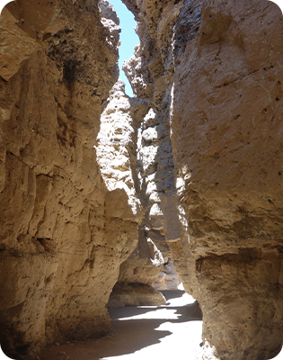 狭隘空间穿梭挑战